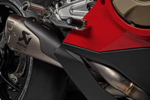 Charger l'image dans la galerie, Kit échappement Akrapovič complet titane Panigale V4 96481387C